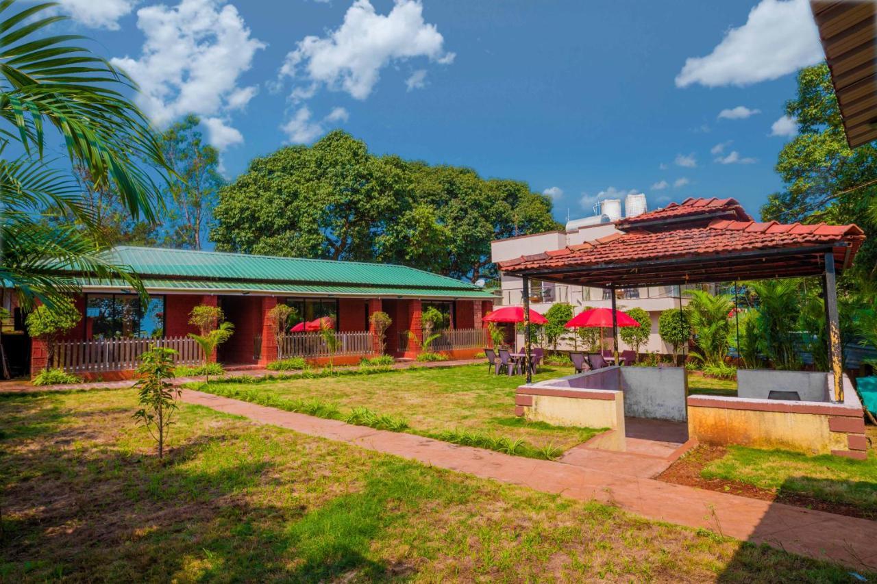 The Oak Woods Otel Mahābaleshwar Dış mekan fotoğraf
