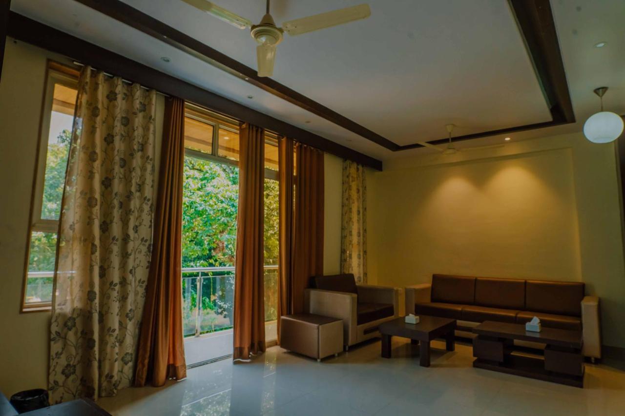 The Oak Woods Otel Mahābaleshwar Dış mekan fotoğraf