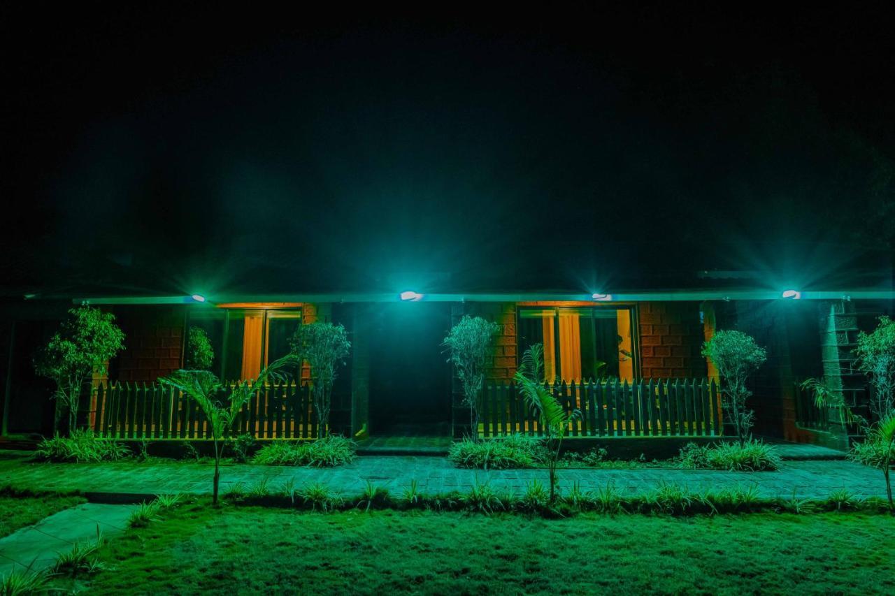 The Oak Woods Otel Mahābaleshwar Dış mekan fotoğraf