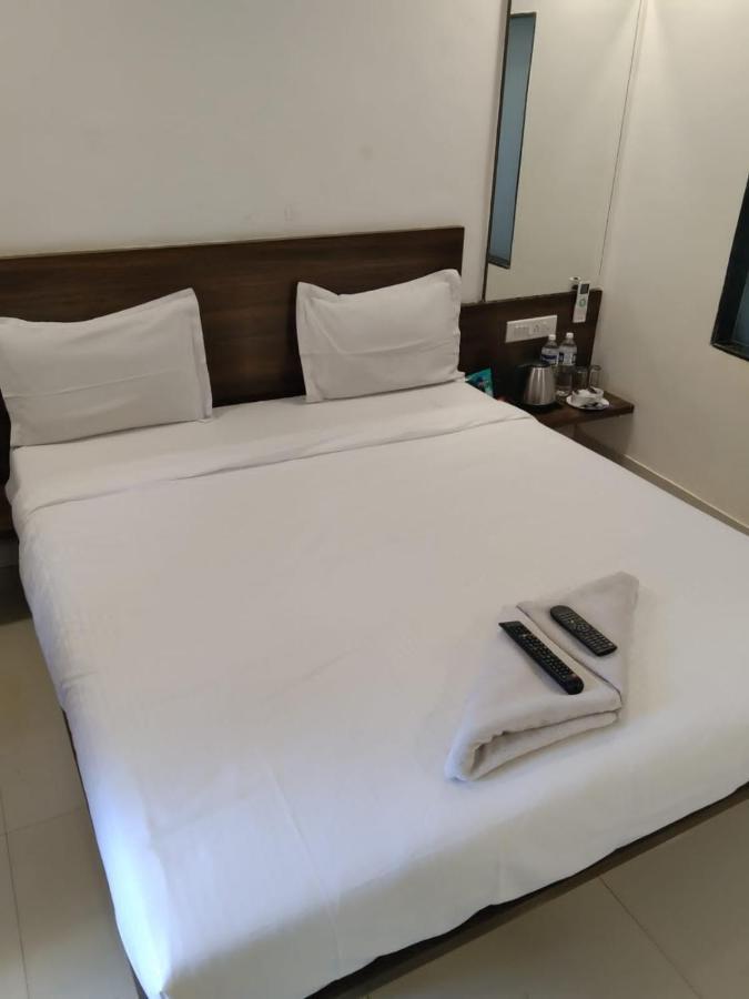 The Oak Woods Otel Mahābaleshwar Dış mekan fotoğraf